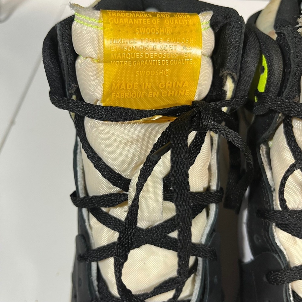 Nike Air Jordan 1 Retro High OG Volt Gold Kids 5.5Y White Black 575441-118 - Picture 6 of 7
